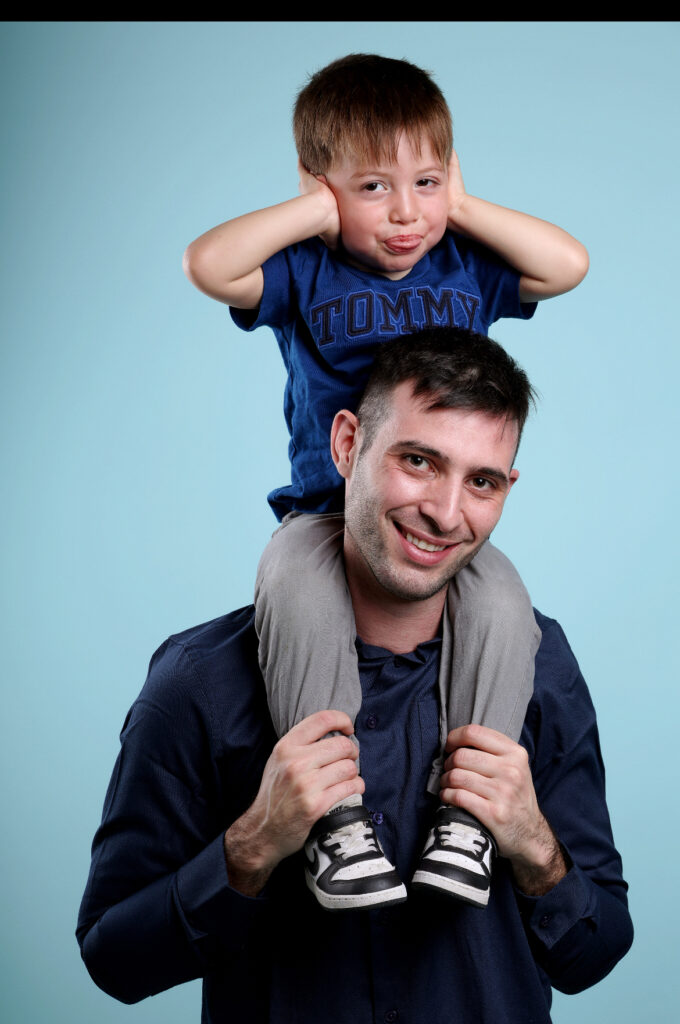 Christian, fondateur de TutoLab, avec son fils